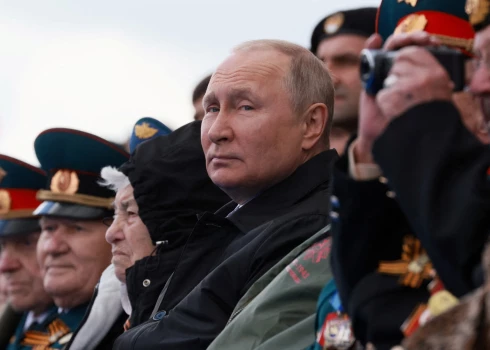 Как захват Россией Дня Победы помогает Кремлю объяснять обществу необходимость войны в Украине?