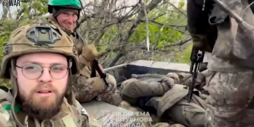 VIDEO: aizdzīti ar ukraiņu tanku – kā realitātē izskatījās Prigožina aprakstītā krievu bēgšana no Bahmutas