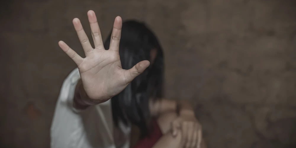   Изнасилование школьницы на выпускном: перед судом в Бауске предстанет молодой человек