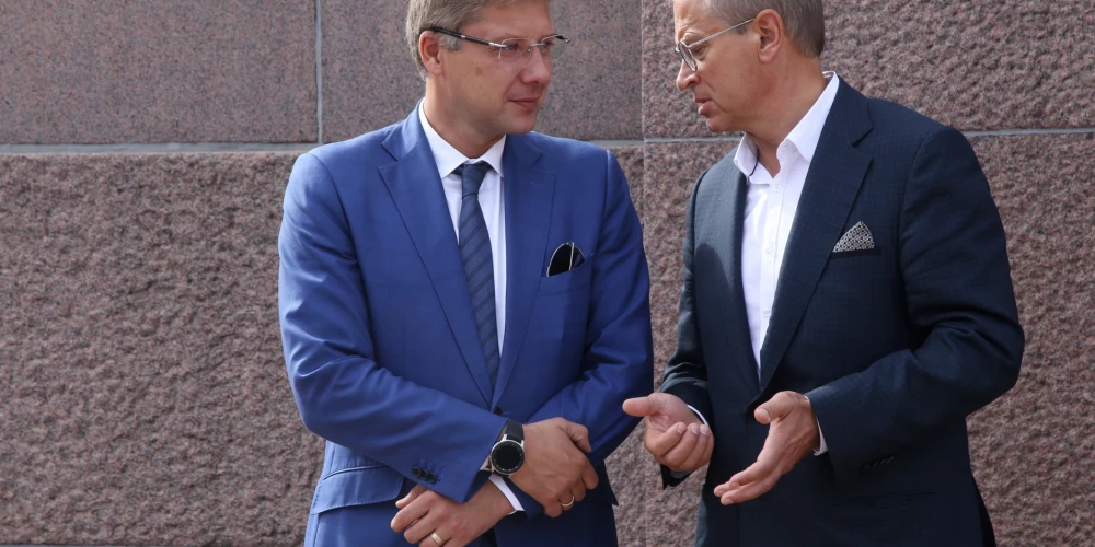 Нил Ушаков и Андрис Америкс