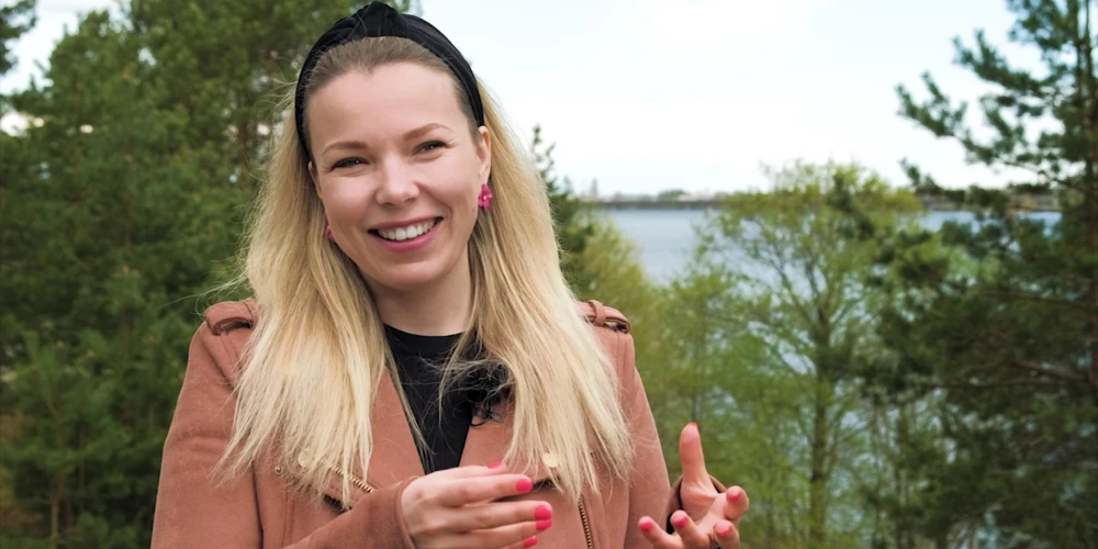 "Mammas fenomens, manuprāt, ir tāda kā supersievietes sajūta, ko īpaši var sajust pēc lielā satikšanās notikuma," sakad dziedātāja un māmiņa Ieva Sutugova.