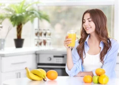 Польза или вред: что будет с организмом, если каждое утро пить апельсиновый сок