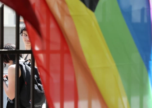Rīgā pacels varavīksnes karogus, aicinot uz līdztiesību