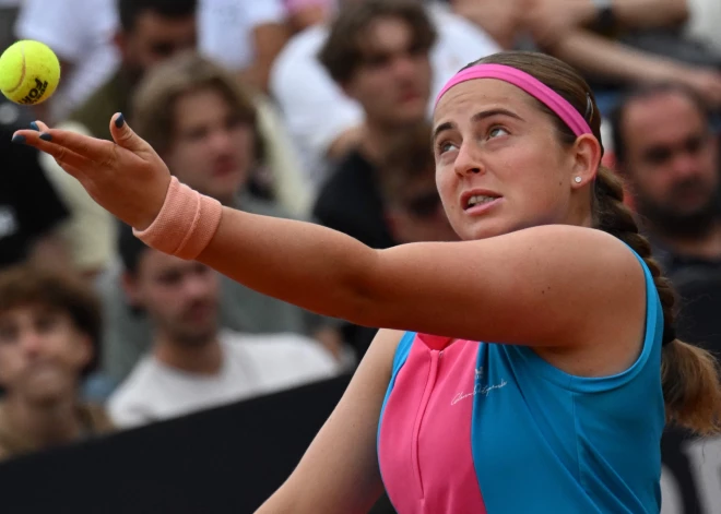 Ostapenko Romas  turnīrā arī dubultspēlēs sasniedz ceturtdaļfinālu