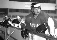 Rīgā vēlas veidot pieminekli hokejistam Skrastiņam