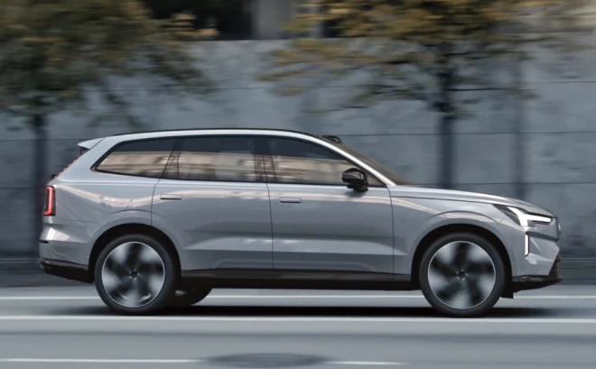 Maksimālais "Volvo" EX90 vietu skaits ir septiņas, tātad elektromobilis var būt arī ar trim sēdekļu rindām.