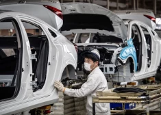 Ķīna apsteidz Japānu automašīnu eksportā
