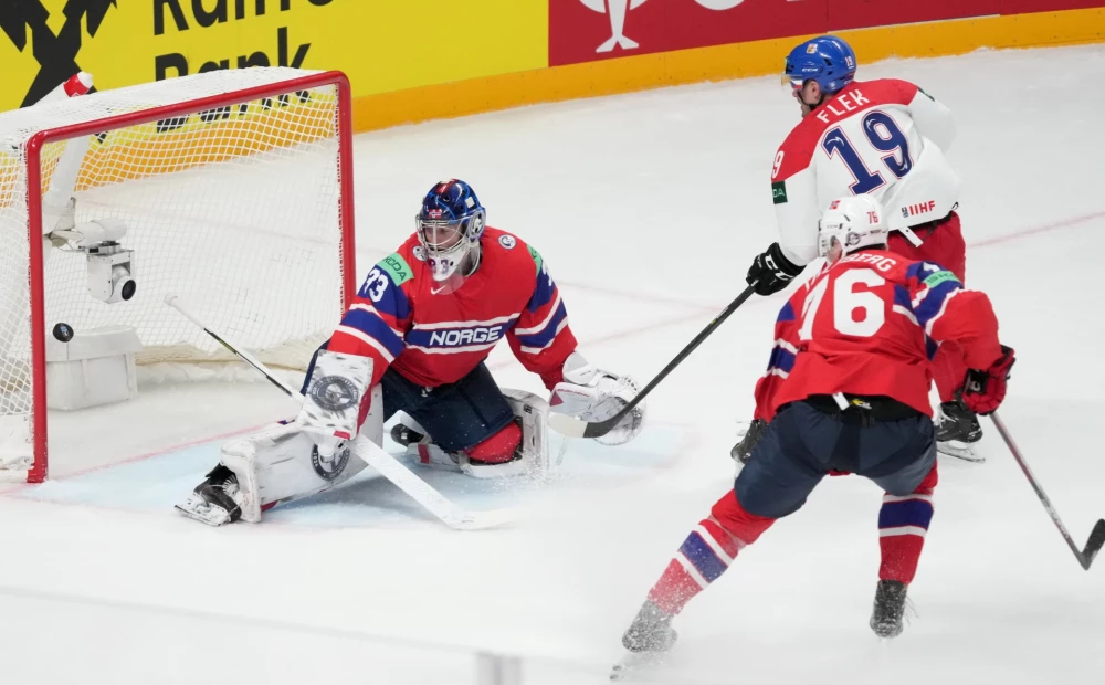 Tsjekkiske hockeyspillere beseirer Norge og går videre til kvartfinalen