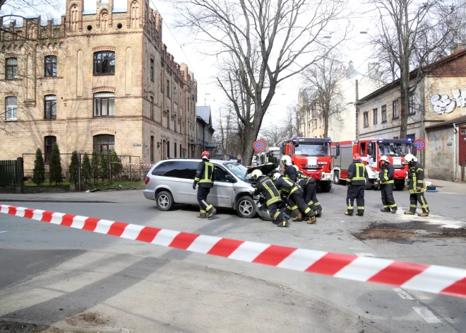 За сутки в Латвии произошло 117 ДТП: 19 пострадавших