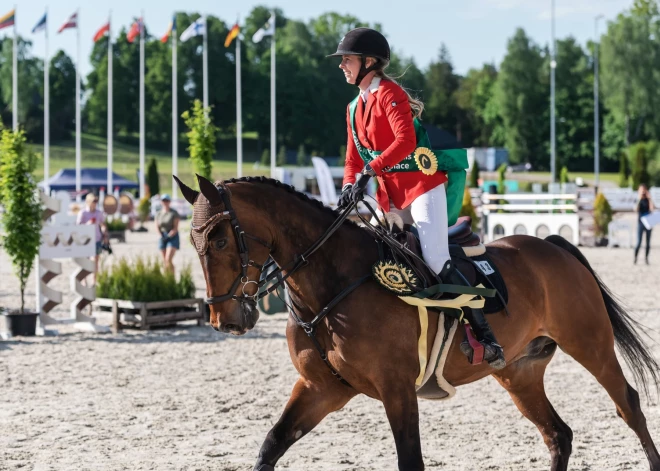 Neretnieks uzvar "Grand Prix" posmā Ungārijā, Penelei otrā vieta Lietuvā