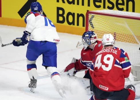 Norvēģi nepasniedz dāvanu Latvijas hokeja izlasei; ceturtdaļfinālu nāksies nopelnīt pašiem