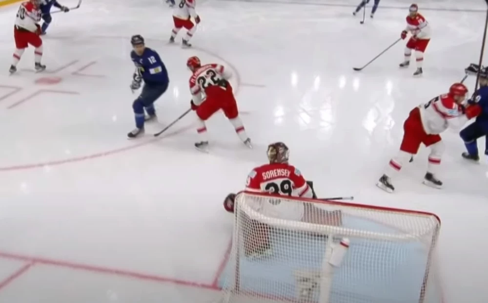 Finske ishockeyspillere vant den siste gruppekampen i verdensmesterskapet