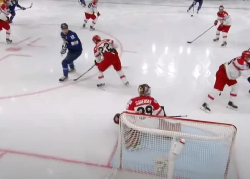 Somijas hokejisti uzvar pēdējā pasaules čempionāta grupas spēlē
