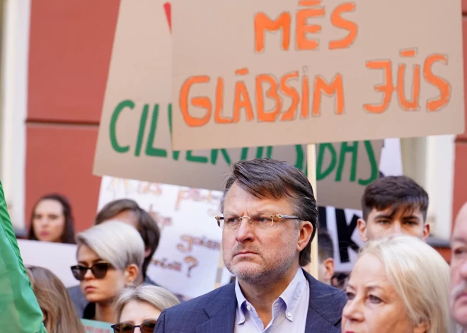 27 мая в Риге состоится пикет против политики Кариньша: полиция не исключает провокаций