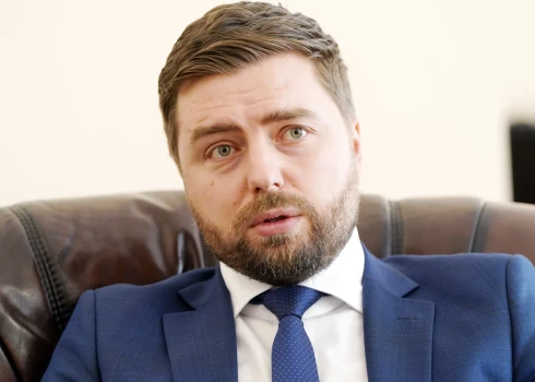 Ukrainas vēstnieks Latvijā nosauc labāko veidu, kā palīdzēt Ukrainai