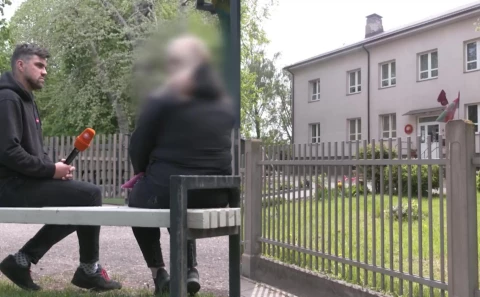 Извращенец пугает мам с колясками в парке отдыха на Сахалине