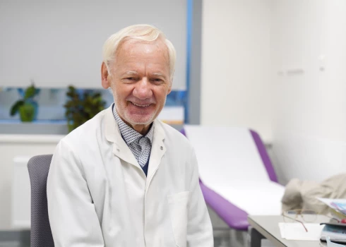 Anatolijs Danilāns, Paula Stradiņa klīniskās universitātes slimnīcas gastroenterologs.