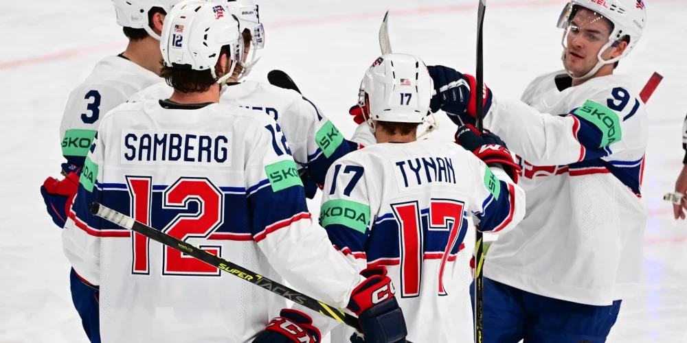 ASV hokejisti uzveic Čehiju un iekļūst pasaules čempionāta pusfinālā