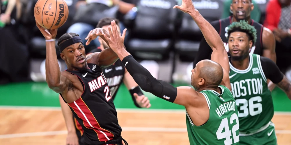 "Celtics" izcīna otro uzvaru, vēlreiz neatļaujot "Heat" sasniegt NBA finālu
