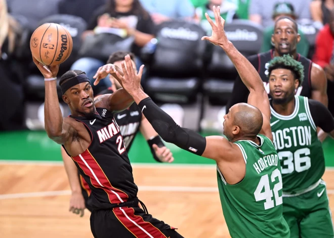 "Celtics" izcīna otro uzvaru, vēlreiz neatļaujot "Heat" sasniegt NBA finālu