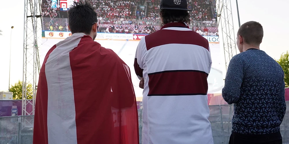 Daudzviet Latvijā hokeja izlases pusfināla cīņu varēs vērot uz lielajiem ekrāniem