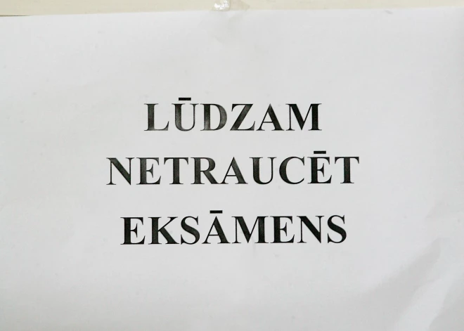 Skolēni var nesacerēties — 29. maijā plānotie centralizētie eksāmeni notiks