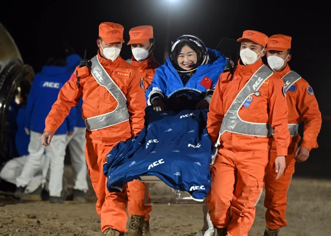 Ķīna plāno līdz 2030.gadam nosūtīt astronautus uz Mēnesi