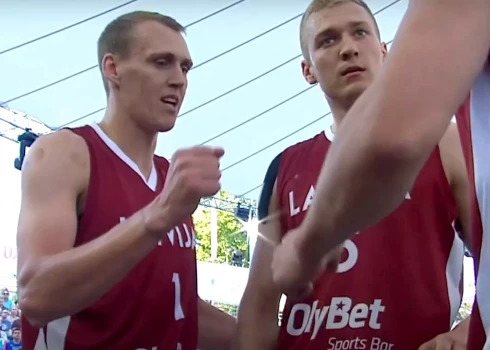 VIDEO: Latvijas 3x3 basketbola izlase PK otrajā mačā izcīna uzvaru