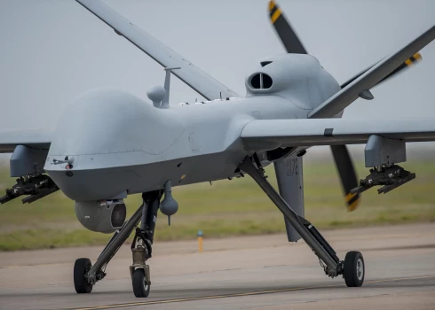 Ar AI aprīkots ASV militārais drons “nogalina” cilvēku-operatoru