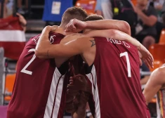 VIDEO: Latvijas 3x3 basketbolisti iekļūst Pasaules kausa ceturtdaļfinālā