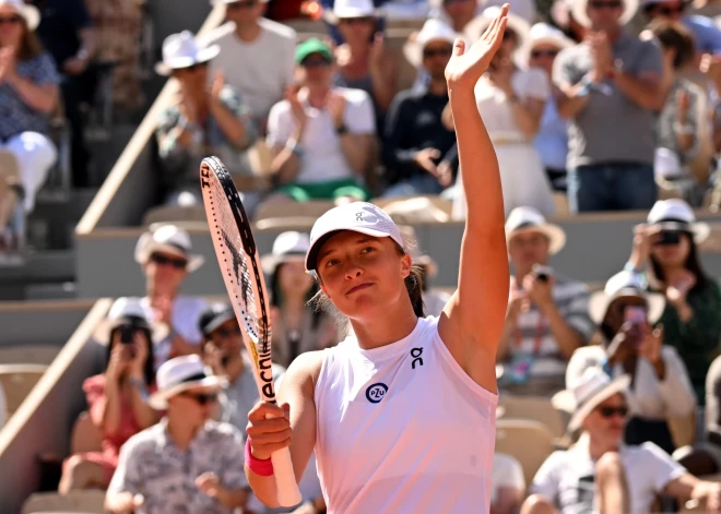 Švjonteka "French Open" trešajā kārtā nezaudē nevienu geimu