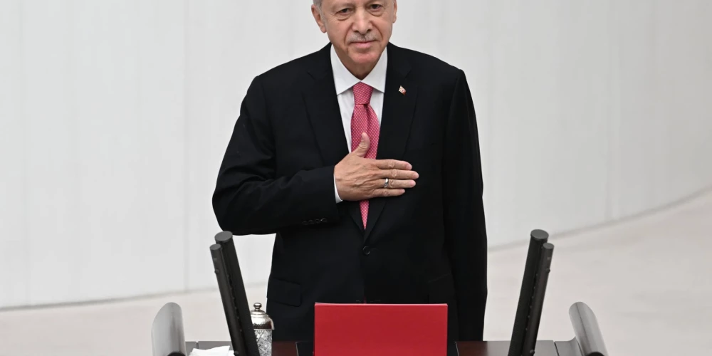 Erdogans izveidojis jaunu valdību