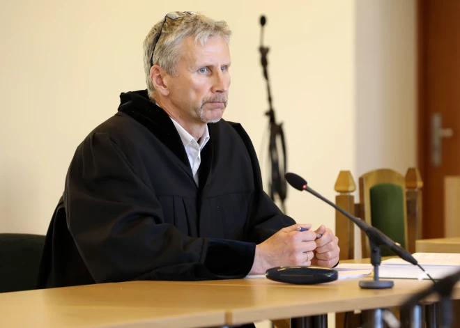 Aizturēšanas “RS” krimināllietā bija pāragras, pieļauj prokurors