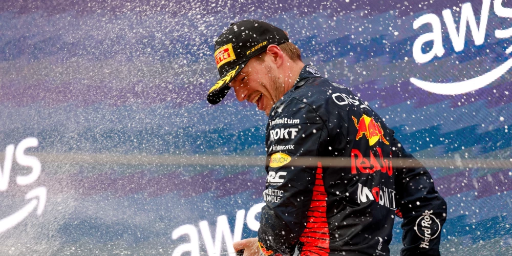 Verstapenam pārliecinoša uzvara Spānijas "Grand Prix"