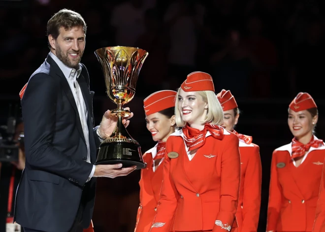 Latvijā būs apskatāma Pasaules kausa basketbolā trofeja 