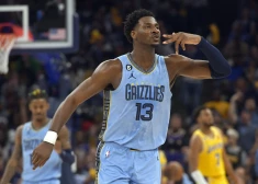 Aizvadītās NBA sezonas labākais spēlētājs aizsardzībā Džarens Džeksons.