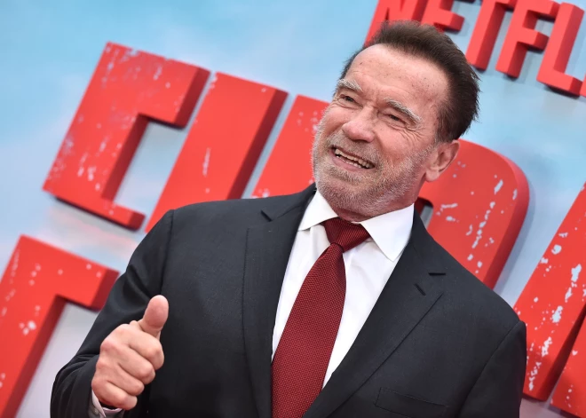 Švarcenegers skaidro, kā viņš stāstīja sievai par savu ārlaulības dēlu