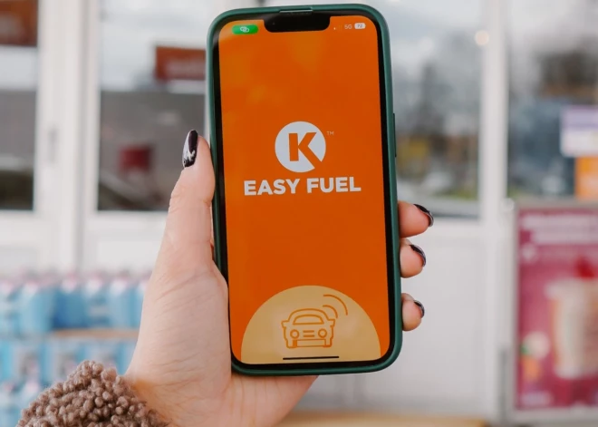 Šoferi dienā uzpilda 30 tūkstošus litrus degvielu un norēķinās, izmantojot auto numura zīmi