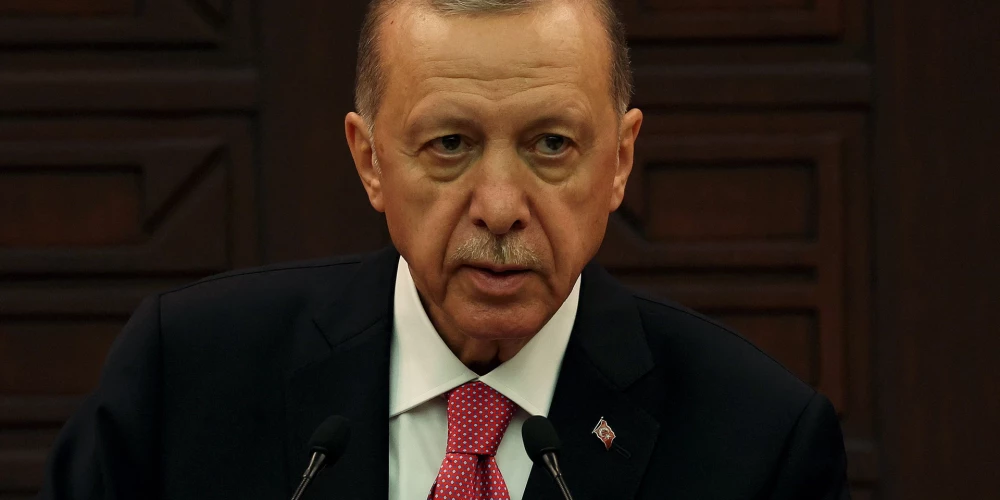 Erdogans piedāvā Zelenskim un Putinam veidot starptautisku komisiju Kahovkas HES iznīcināšanas izmeklēšanai