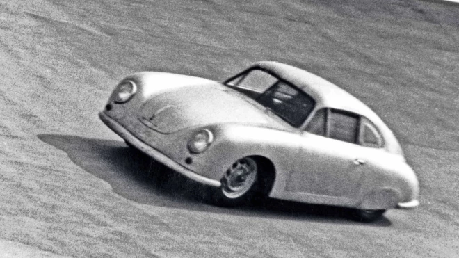 Porsche 356 pirmajās Lemānas autosacīkstēs.