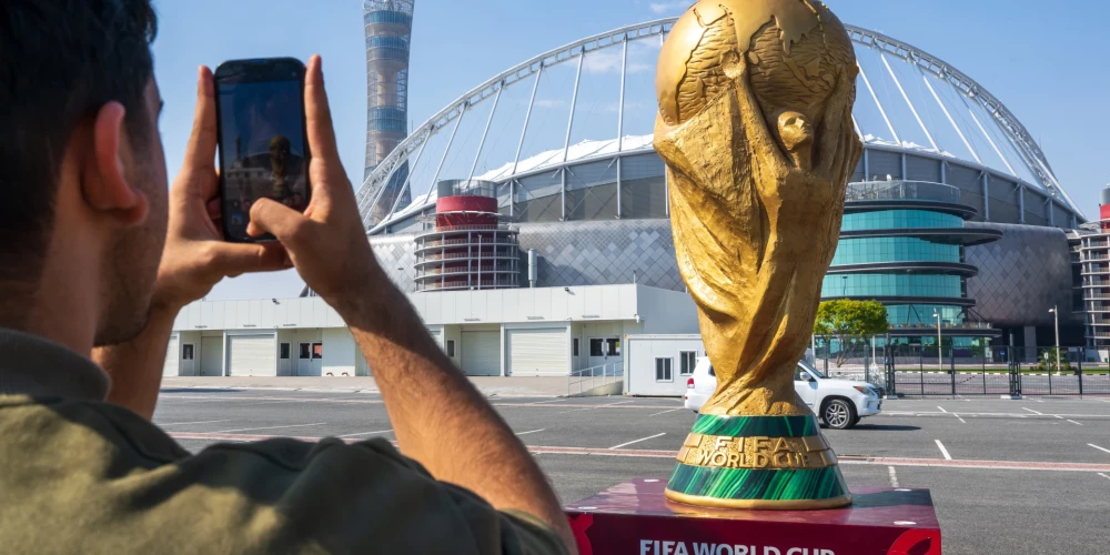 FIFA apgalvojumi par oglekļneitrālu Pasaules kausa finālturnīru neesot patiesi