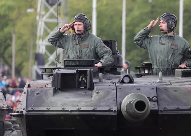 Polijas vadībā dažas NATO valstis varētu ievest karaspēku Ukrainā, pavēsta Rasmusens