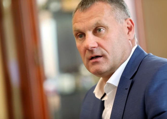 Резонансное убийство женщины в Екабпилсе: генпрокурор не видит причин уходить в отставку