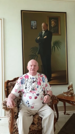 Neilgi pēc 71. dzimšanas dienas, Raimonds Gerkens savā Langstiņu savrupnamā "Villa Velga" jutās omulīgi un bija lieliskā noskaņojumā.