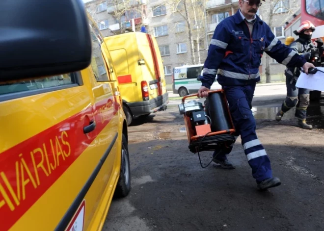 При пожаре и взрыве в Кенгарагсе пострадали два человека