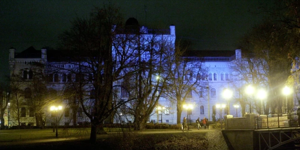 Нападение произошло в центре Риги, недалеко от Латвийского университета (Фото: LETA)