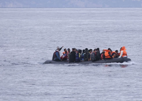   У побережья Греции затонула лодка с мигрантами: около 60 человек погибли