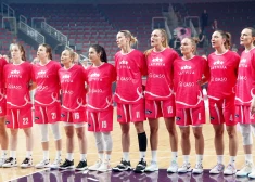 Latvijas sieviešu basketbola izlase ar maču pret favorītēm šovakar sāks Eiropas čempionātu