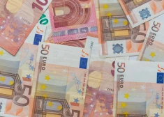 Eiro vērtība pieaug pēc ECB procentlikmju palielināšanas