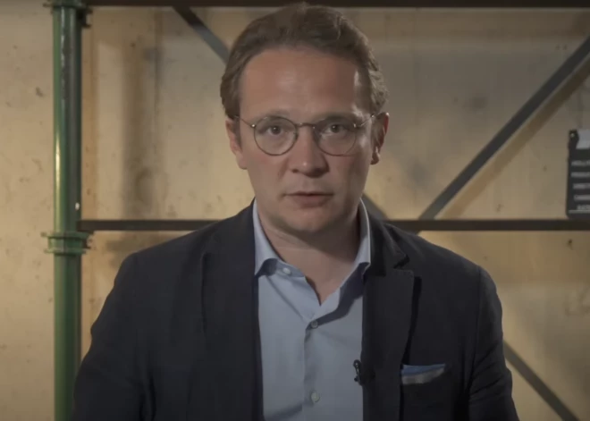 Военкоры у Путина, жив ли Делимханов, нейросеть "Жириновский": "Ужасные новости" с Кириллом Мартыновым